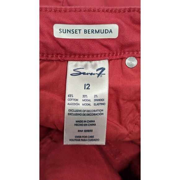 Seven7 Womens Size 12 Holly Berry Mid Rise Flat Front Sunset Bermuda Shorts - Picture 8 of 9